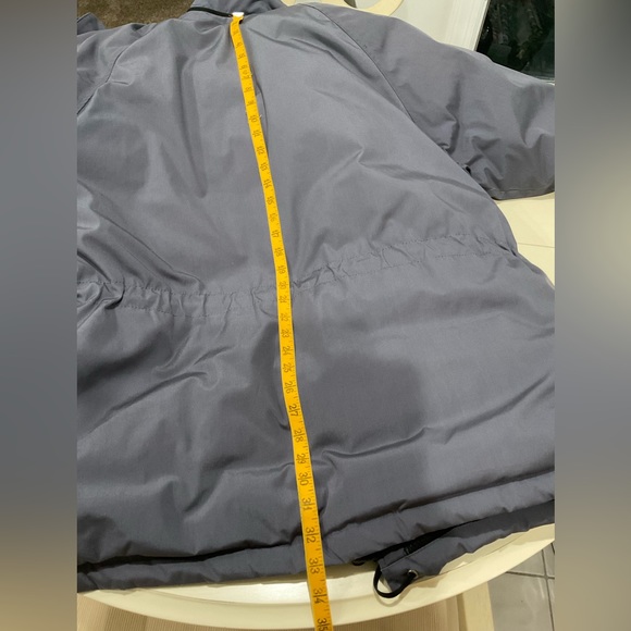 VGUC, Men’s size L, Eddie Bauer Down Jacket in Grey. - Picture 15 of 15